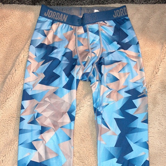 Jordan Dri-fit Tights, Youth Large - Picture 2 of 5